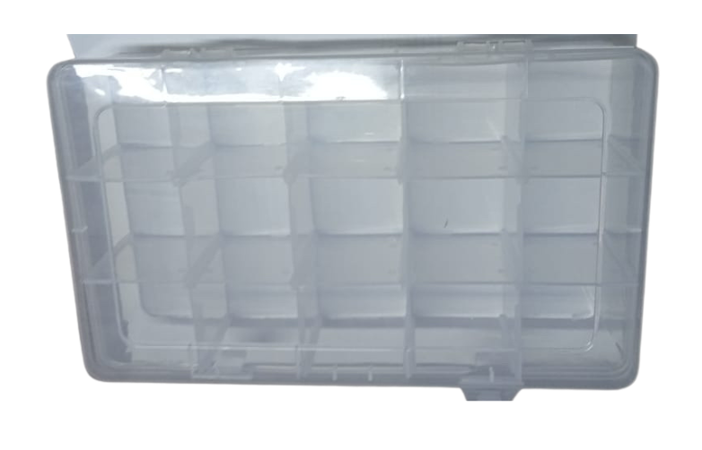 Caja blanca con15 divisiones 27.5cm*16cm*5.4cm